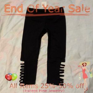 Previously loved Glyder black workout capris